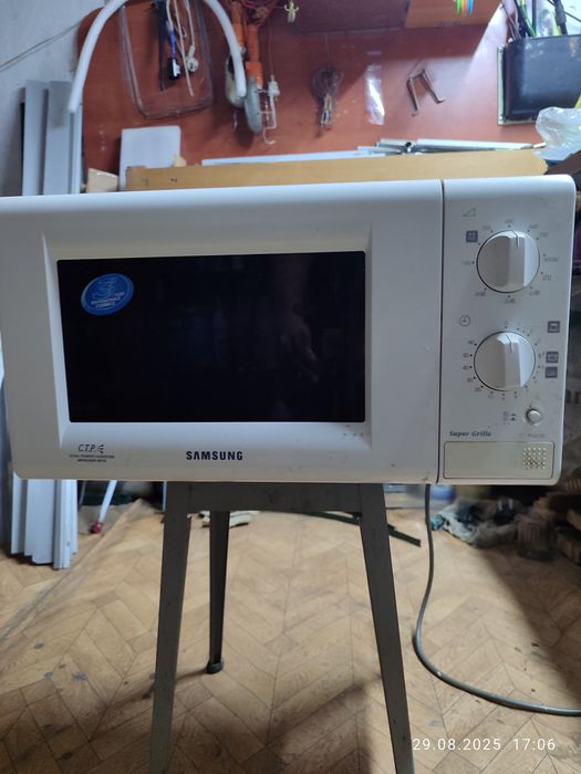 Микроволновая печь