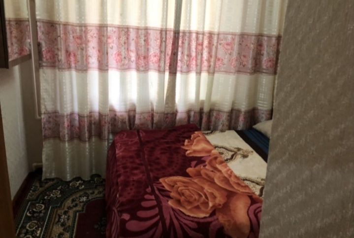 Сотилади Юнусобод 13 кв 1в2 хона 43м2 Балкон 2х6 Огород Парковка Бор