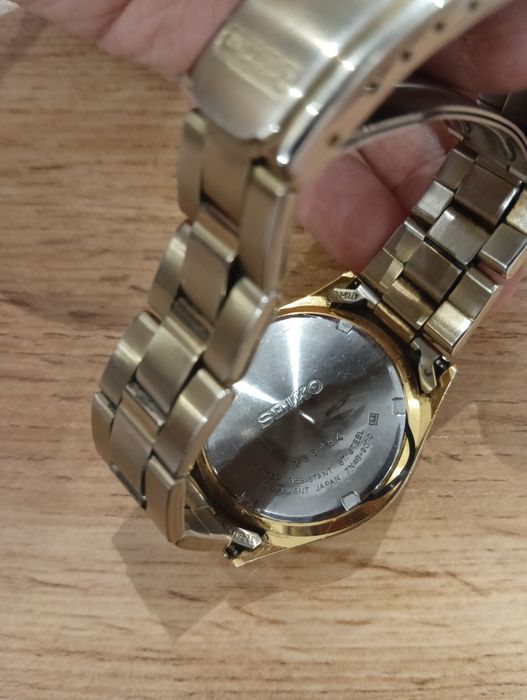 Оригинальные японские часы Seiko 7N43-9070.
