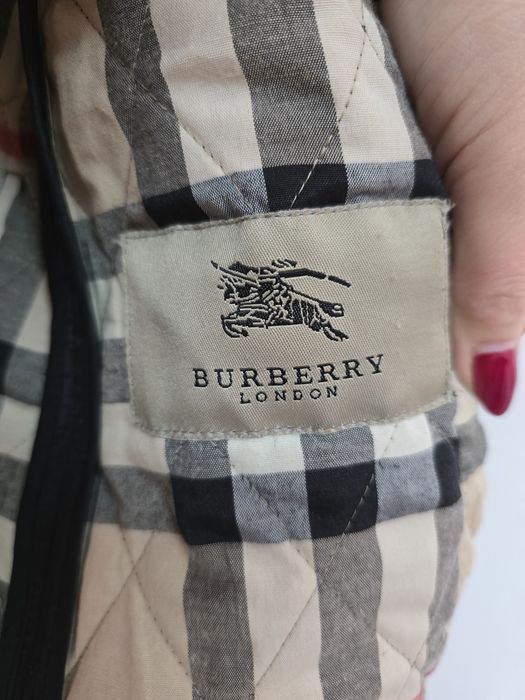Яке Burberry L/XL размер