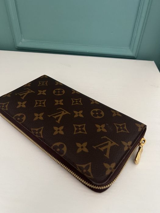 Партмане от Louis Vuitton