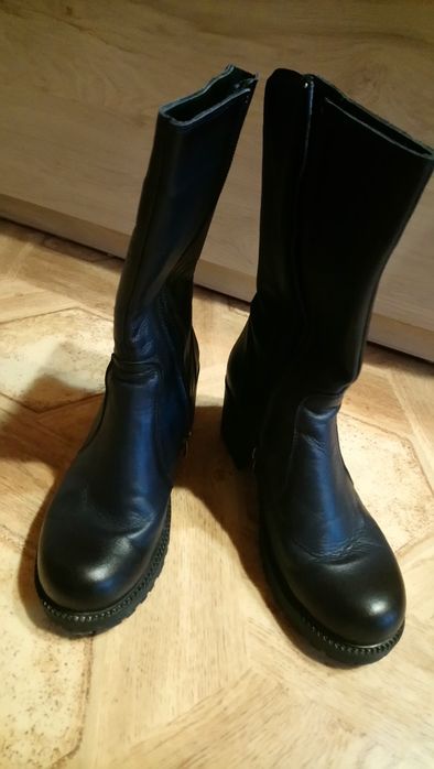 Нови Дамски  ботуши