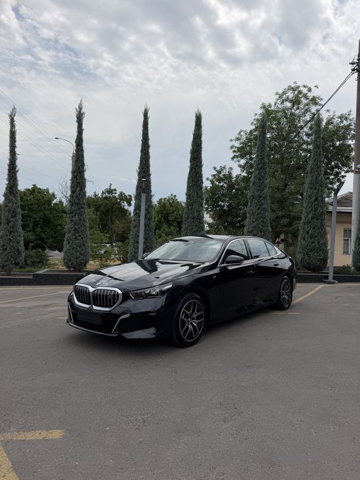BMW i5 e-Dreve 40L