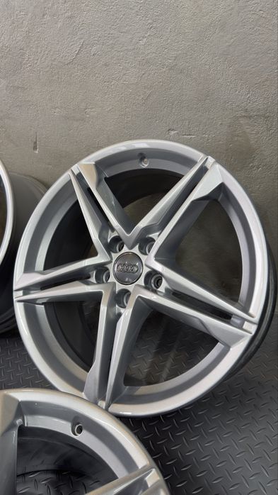 Оригинални 5х112 18” Audi A4 B9
