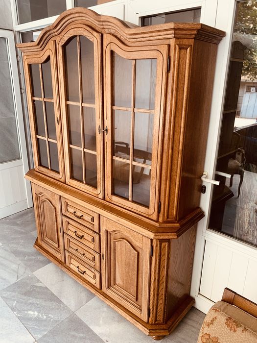 Масивна шведска витрина / бюфет – дъб, френски провинциален стил,