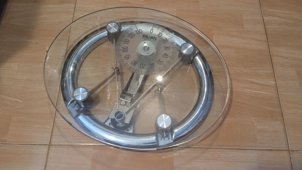 Cantar baie retro, mecanic, 130 kg, made in Germania, platforma sticla