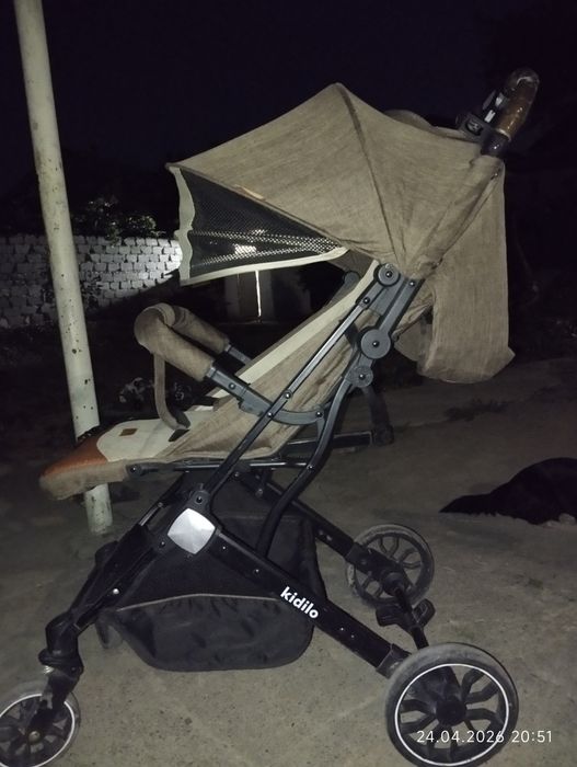 коляска от фирмы kidillo