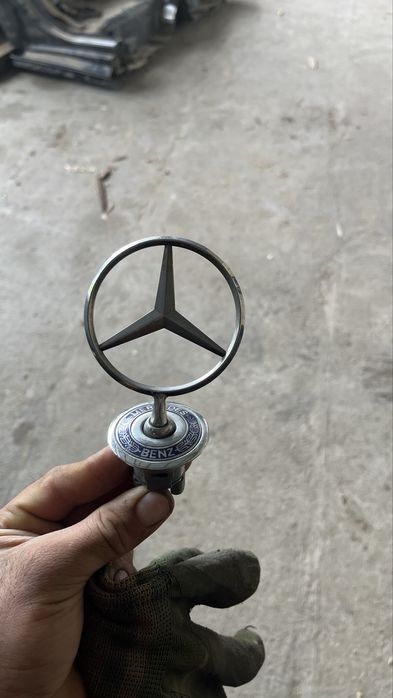 Мерсадес бенс w 140.