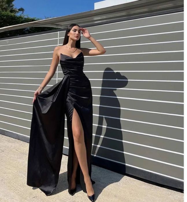 Дамски елегантни рокли