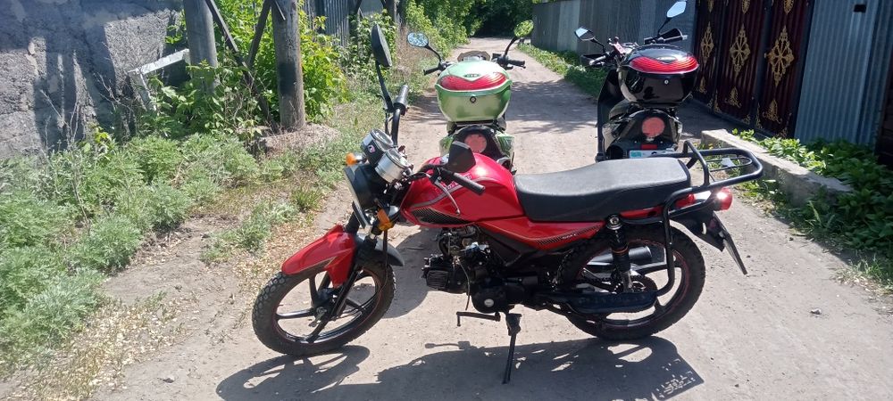 Мопед в хорошем состоянии