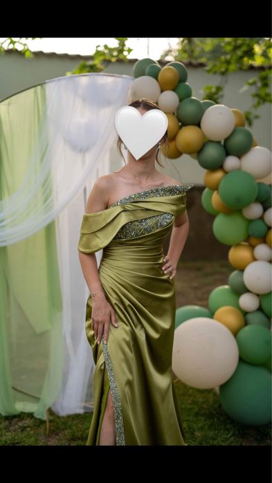 Бална рокля  маслен зелена …..