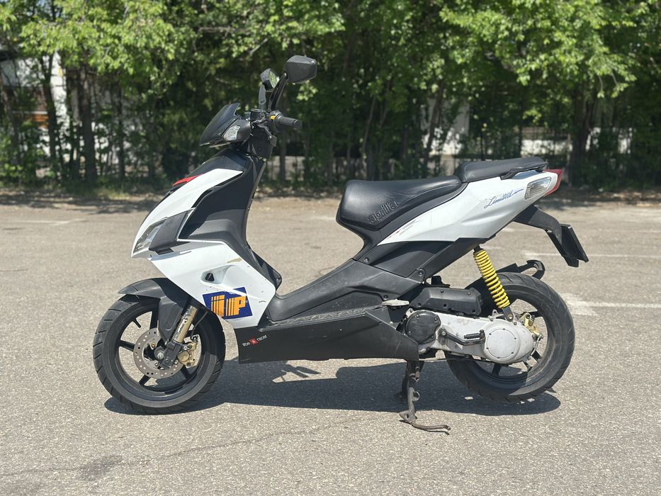 Scuter Aprilia SR 50