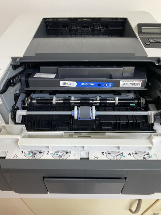 Imprimanta HP M402dne