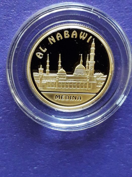 Продам золотые монеты Казахстана