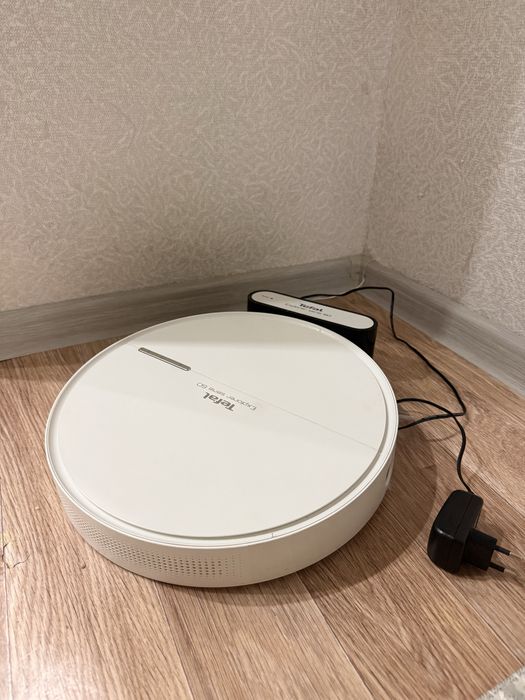 Продам робот пылесос