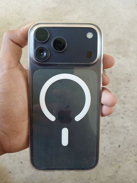 iPhone 17 pro max dubai
