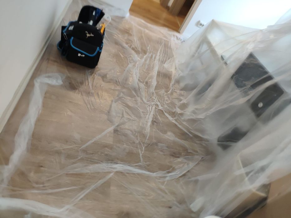 Zugrav București,  zugravit cu lavabil, meseriaș, reparatii glafuri