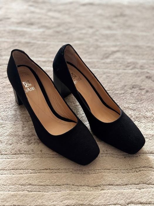 Обувки Gianni естествен велур, размер 38