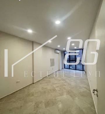 Дава се под наем Офис в Варна, Гранд Мол Варна - 50 кв.м за 433.5 € - Снимка #3