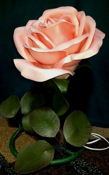 Роза из изолона.