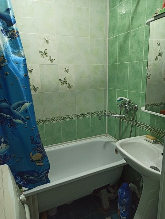 Продам квартиру 4 комнатную