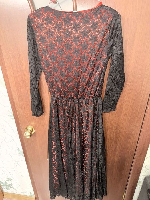 Платье женское праздничное