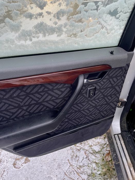 Mercedes w202 c180 1994 fara rugina