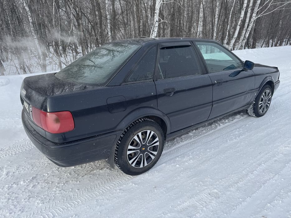 Продам Ауди в4.