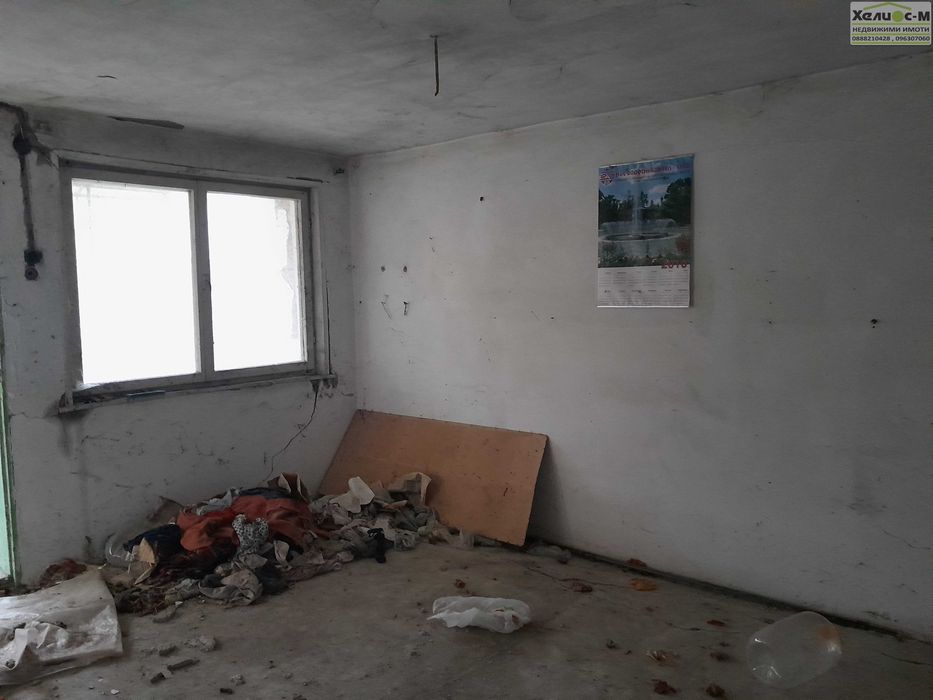 Продава се Къща в Монтана, Младост 2 - 300 кв.м за 16 €/кв.м - Снимка #11