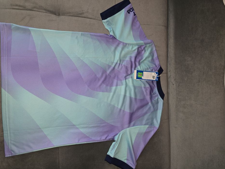 Детски тениски-Adidas ,Reeebok ,Халат на Pokemon