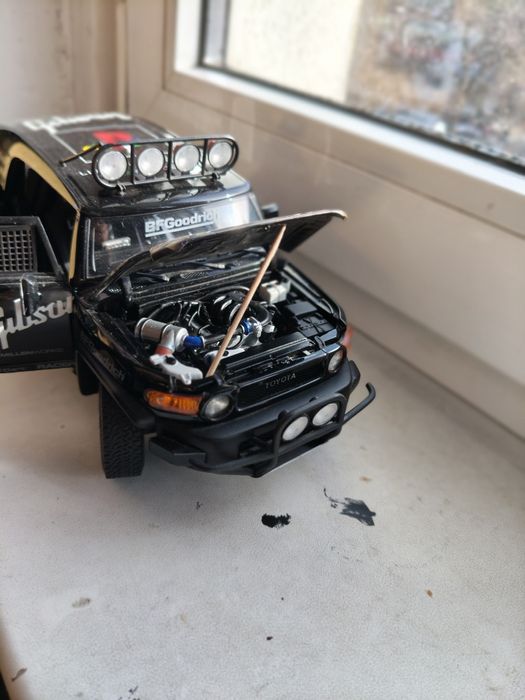 Macheta Toyota FJ Cruiser 1/18 Autoart