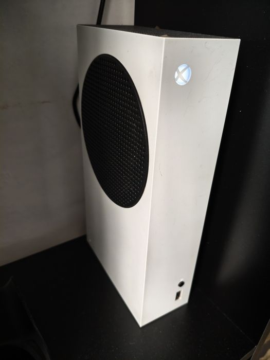 Продам Xbox series S