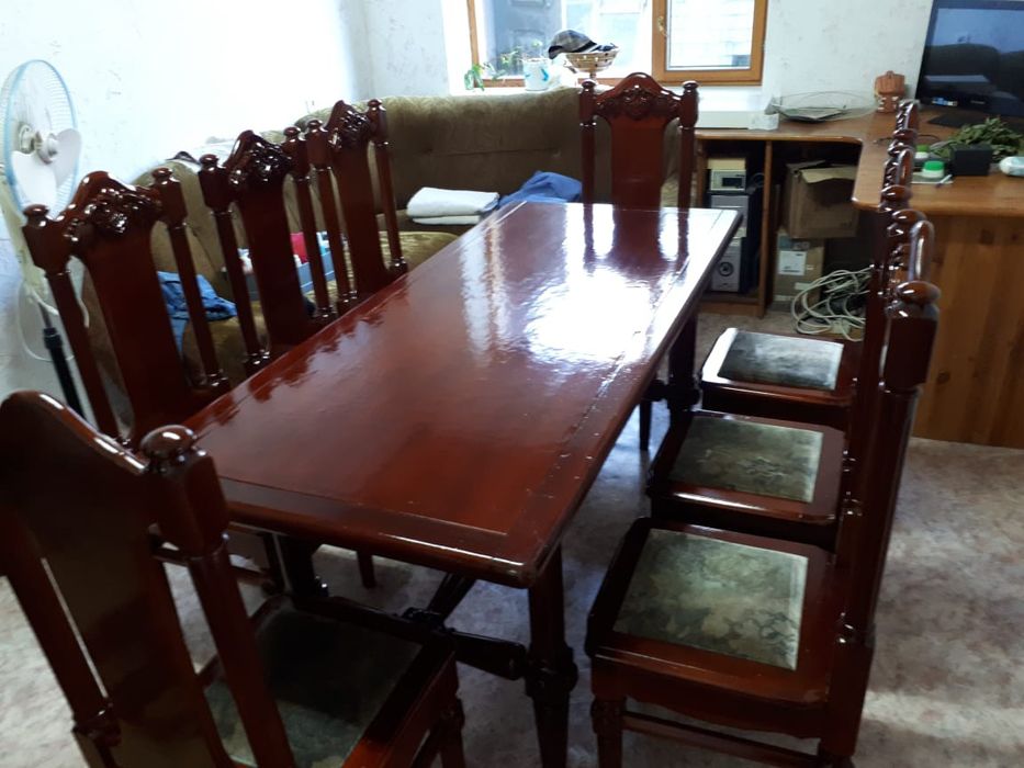 Стол ручной работы