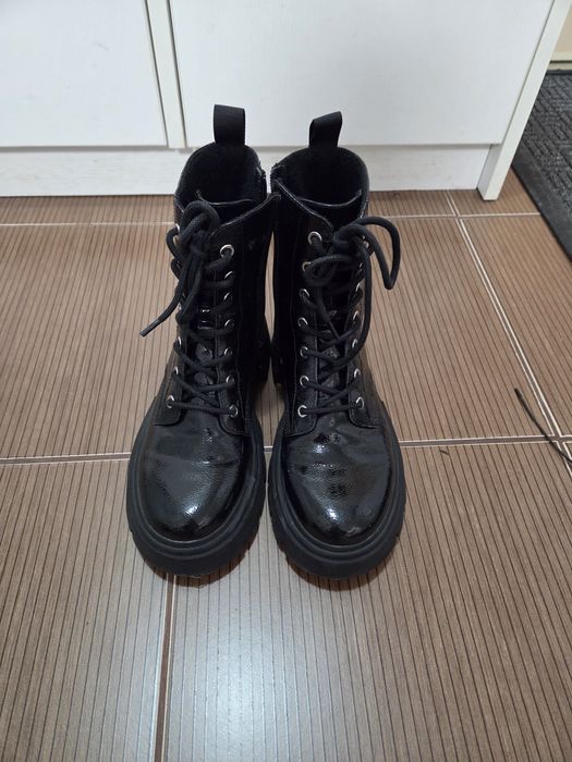 Дамски обувки 37/38 номер