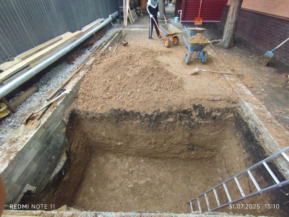 Земляные работы...