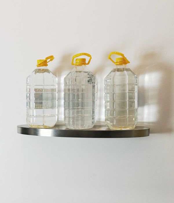 Дизайнерски рафтове от неръждавейка