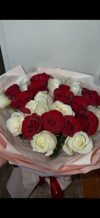 Букет роз 25 штук