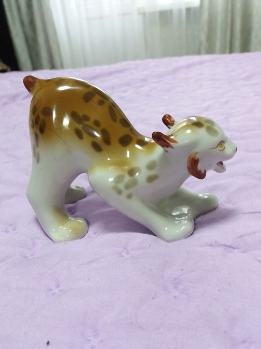 Фарфоровые статуэтки (СССР, советские).