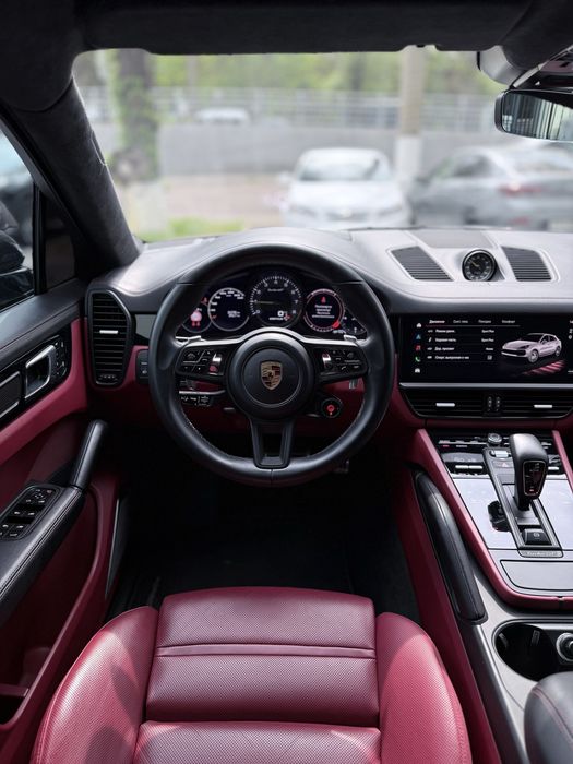 PORSCHE Catenne Turbo GT Coupe