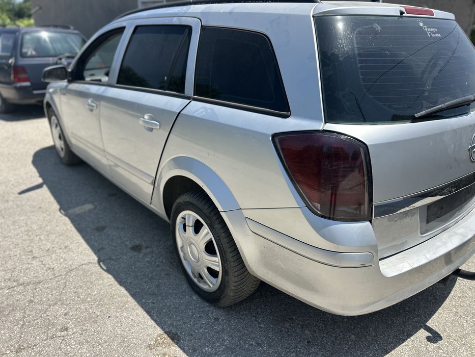 Опел Астра Н 1,9д 101кс 6ск на части/Opel astra H 1,9cdti 101ks 6sk