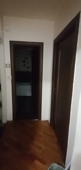 Inchiriez apartament doua camere Banul Maracine