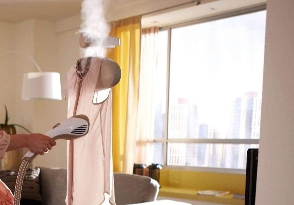 Fier de calcat vertical cu abur philips