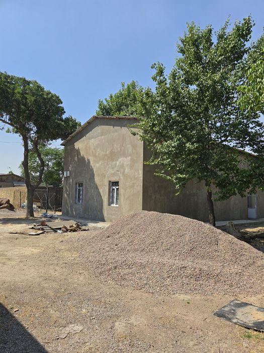 Пром. база 300м2, г. Алмалык. Возможна рассрочка до 1 года.