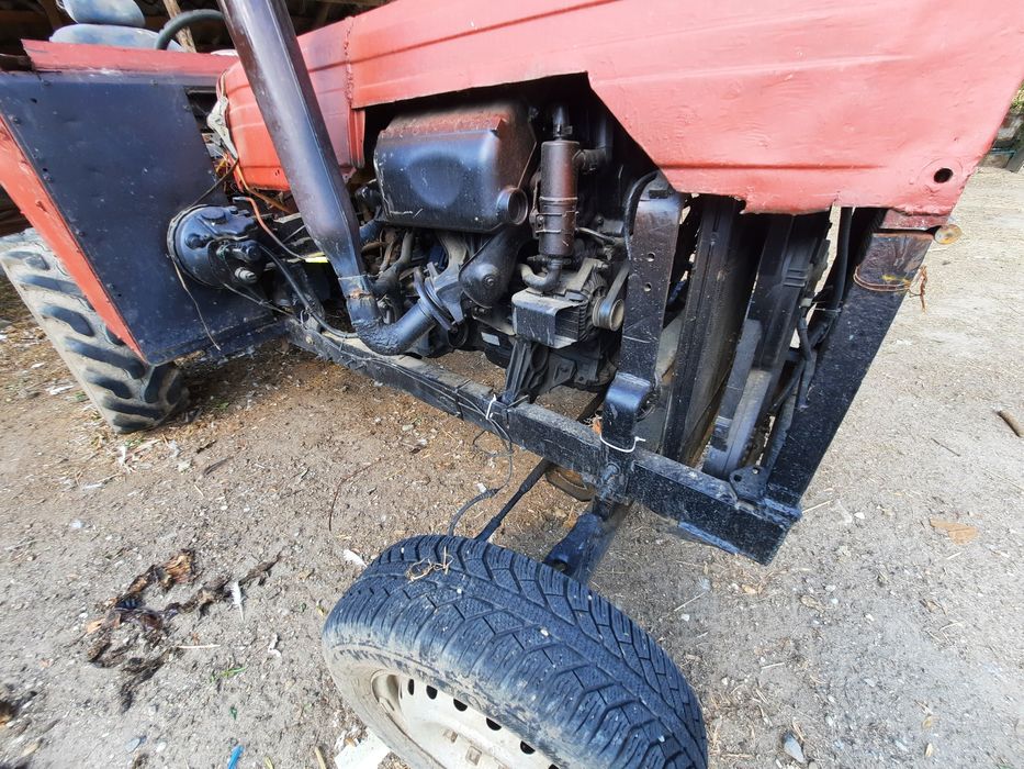 Vând Tractoraș motor 2.2