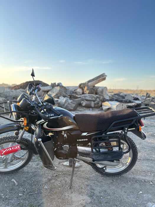 Продам мотоцикл yaqi 200