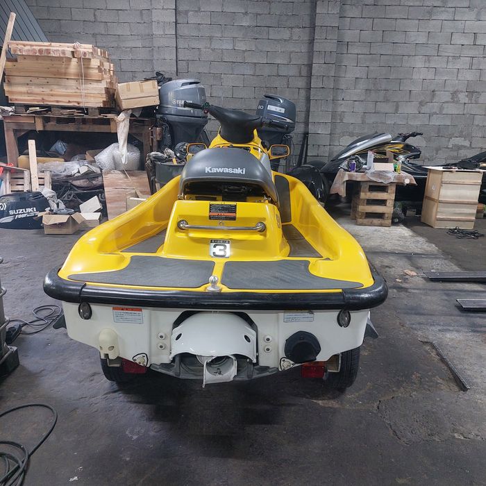 Кавасаки STX 900
