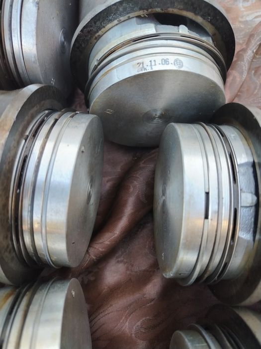 Продам запчасти на газ-53