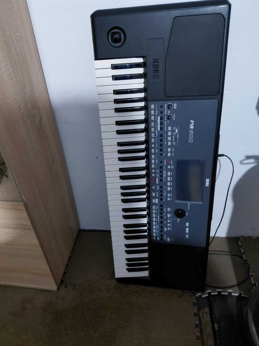 клавир Korg PA600