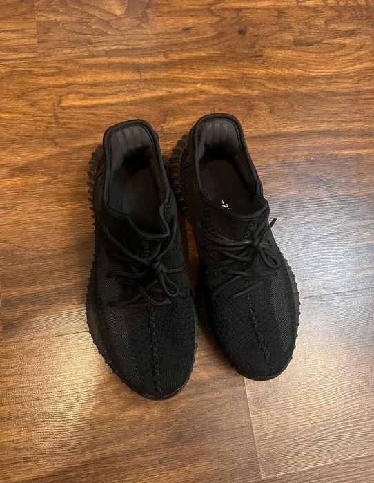 Yeezy 350 czarne