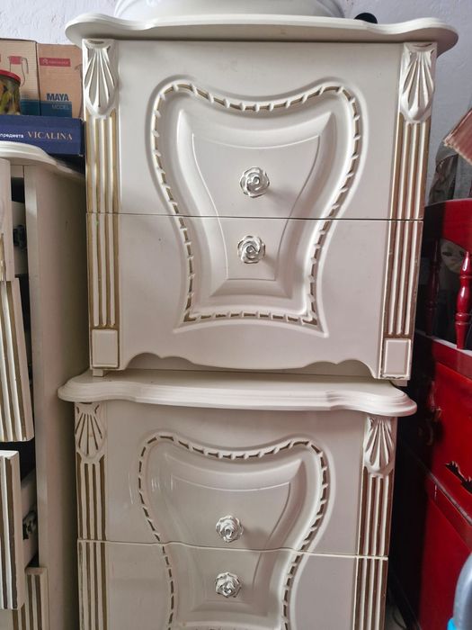 Тумба сатылады 2 пар